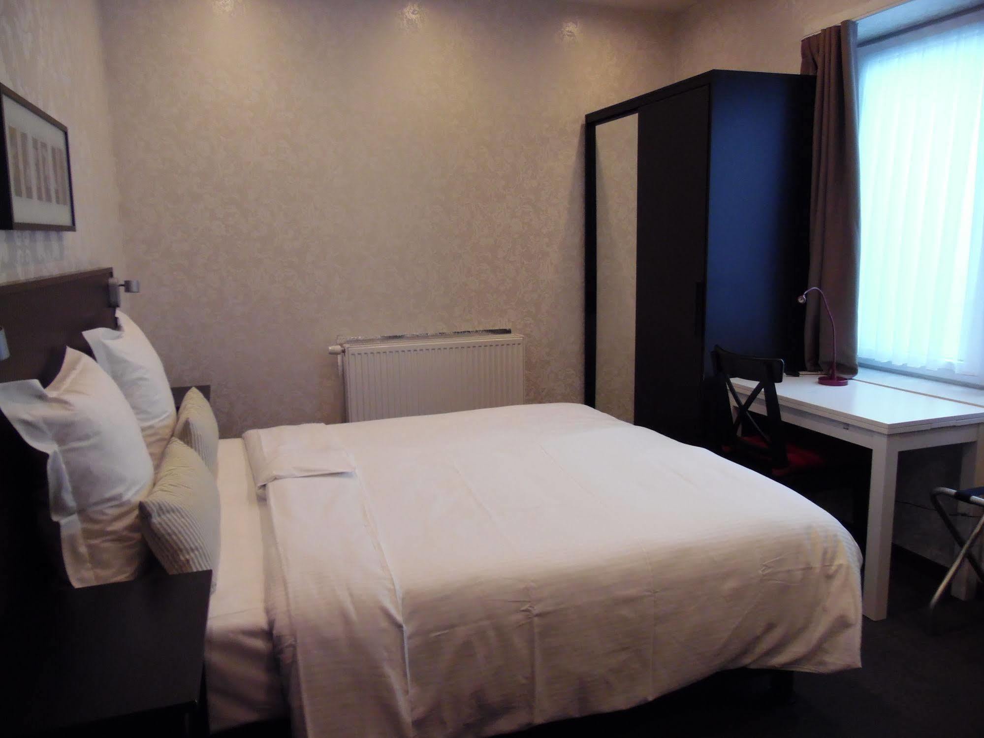 Hotel Cathedral Gent Centrum Bagian luar foto