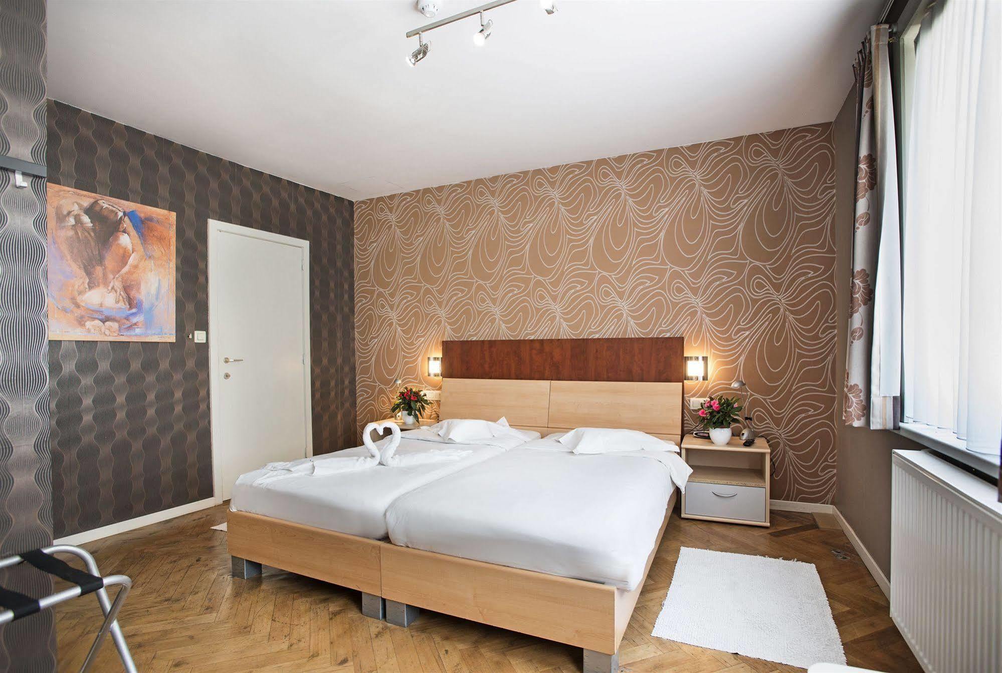 Hotel Cathedral Gent Centrum Bagian luar foto
